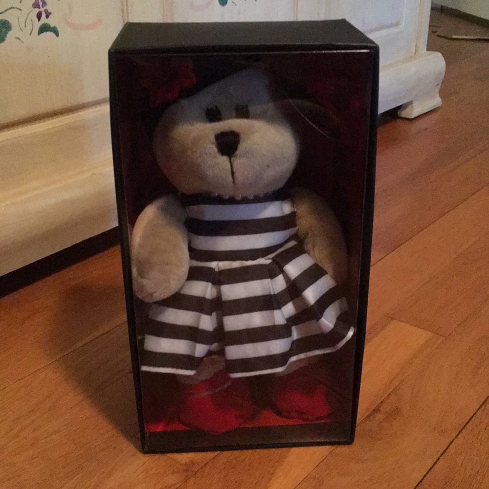 Starbucks Alice and Olivia holiday bear 2013